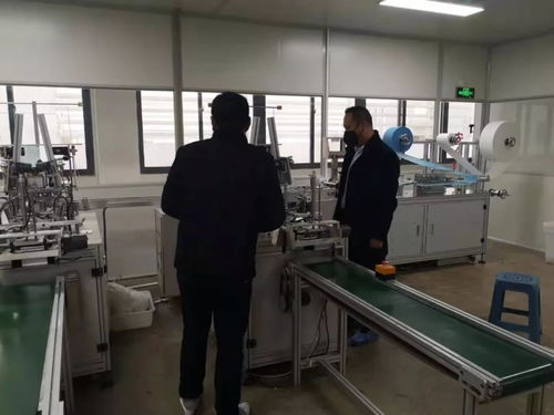 南宁两企业开足马力生产防护用品 急招两百多名工人