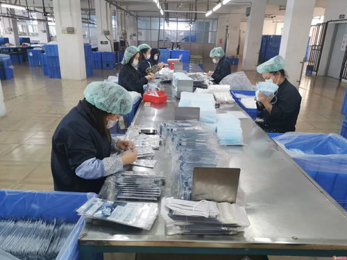 海关开通 绿色通道 龙岗企业30万只口中罩送往疫情防控一线