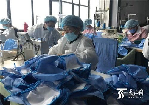 新疆防护用品企业火速复工转产 累计生产610余万只口罩