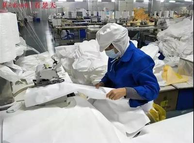 刚刚放假就复工,武汉一企业正月初一开工生产医疗防护品