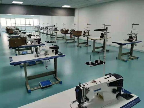 开发区工艺品厂招聘缝纫女工