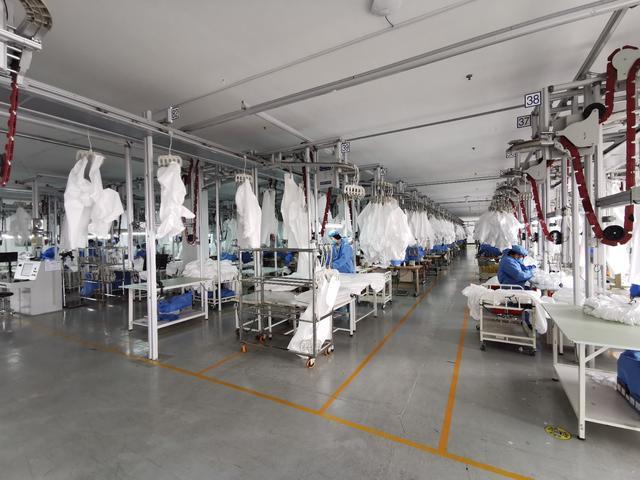 紧急转产!桓台牛仔服生产企业全力生产防护用品