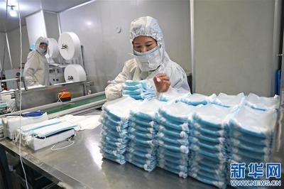 江西:开足马力生产防护用品