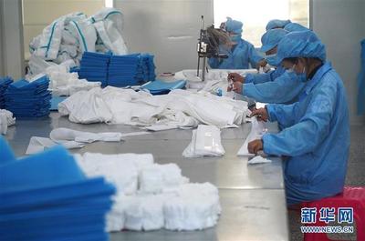 江西 开足马力生产防护用品，全力保障市场供应